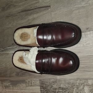 Bass weejuns with shearling inside